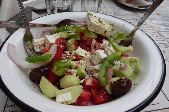 To Kalamaki Tis Kira Sofias